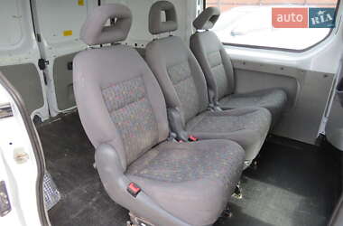 Минивэн Opel Vivaro 2012 в 