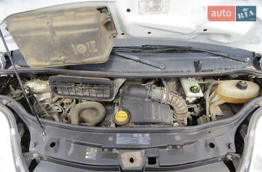 Минивэн Opel Vivaro 2012 в 