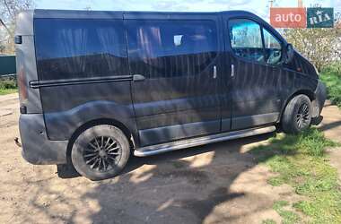 Минивэн Opel Vivaro 2003 в 