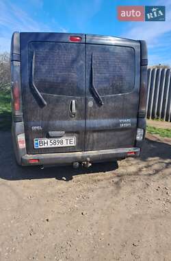 Минивэн Opel Vivaro 2003 в 