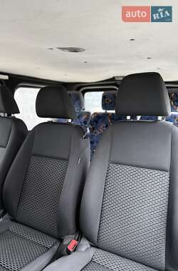 Минивэн Opel Vivaro 2008 в 