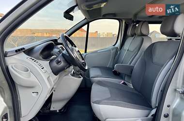 Минивэн Opel Vivaro 2013 в 