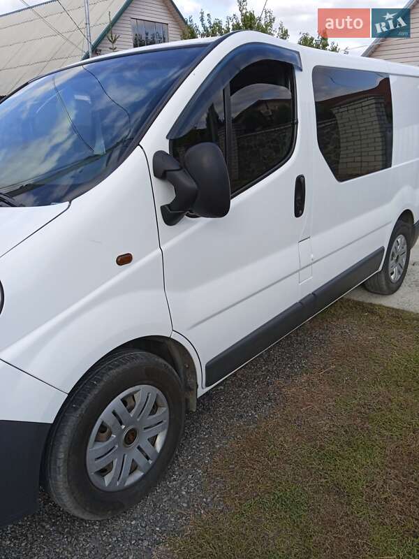 Мінівен Opel Vivaro 2012 в Дніпрі фото 2 Мінівен Opel Vivaro 2012 в Дніпрі