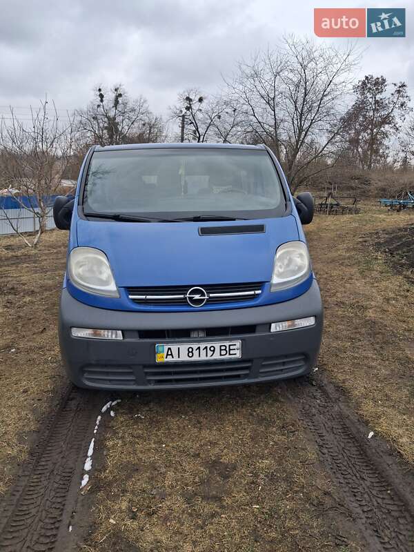 Минивэн Opel Vivaro 2006 в 