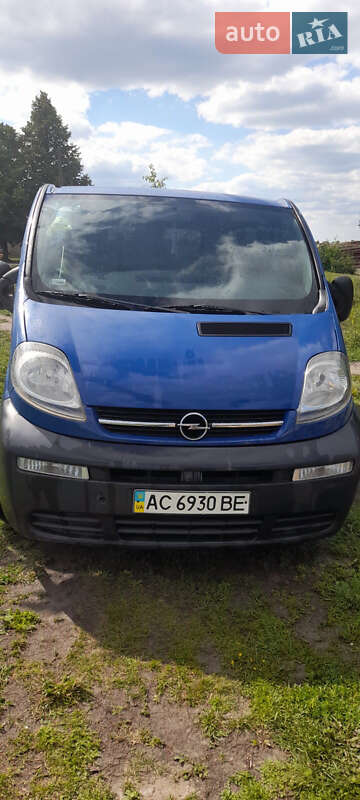 Opel Vivaro 2002