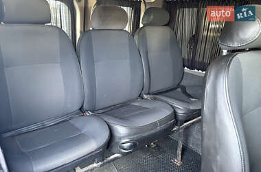 Минивэн Opel Vivaro 2004 в 