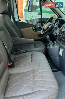 Минивэн Opel Vivaro 2019 в 