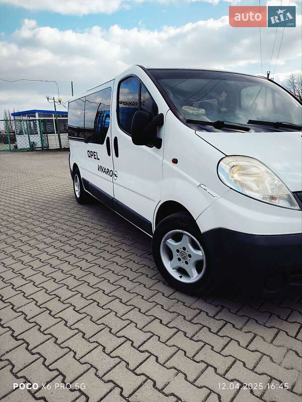 Мінівен Opel Vivaro 2008 в 