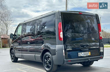 Минивэн Opel Vivaro 2013 в 