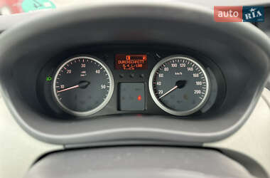 Минивэн Opel Vivaro 2013 в 