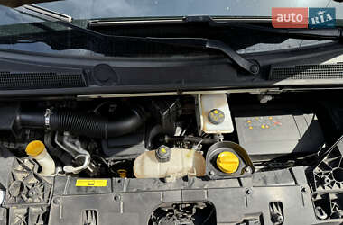 Минивэн Opel Vivaro 2019 в 