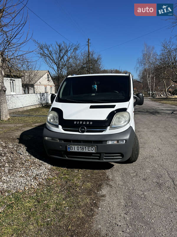 Минивэн Opel Vivaro 2005 в 