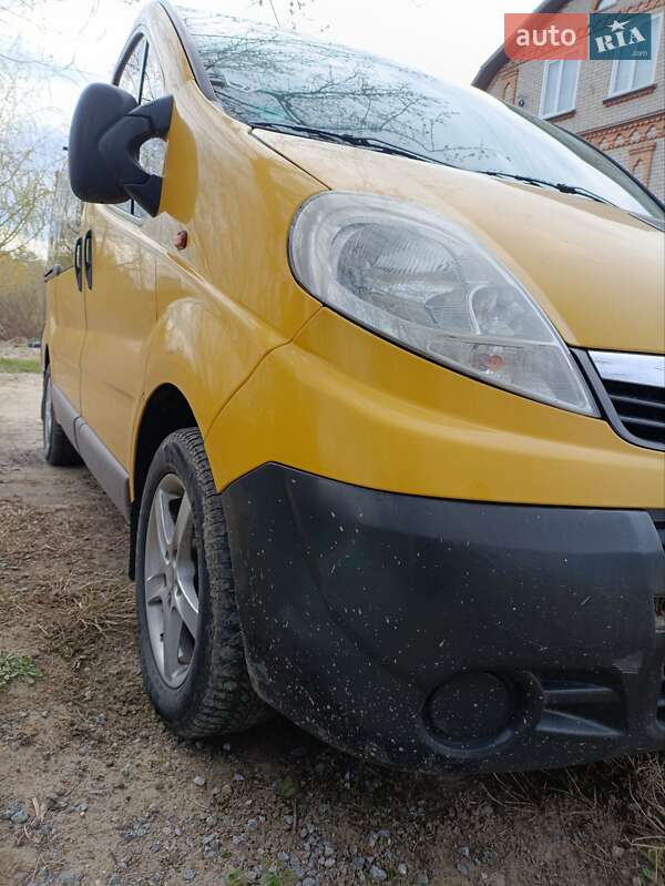 Минивэн Opel Vivaro 2009 в Бердичеве