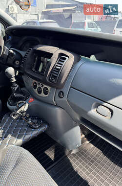Минивэн Opel Vivaro 2008 в 