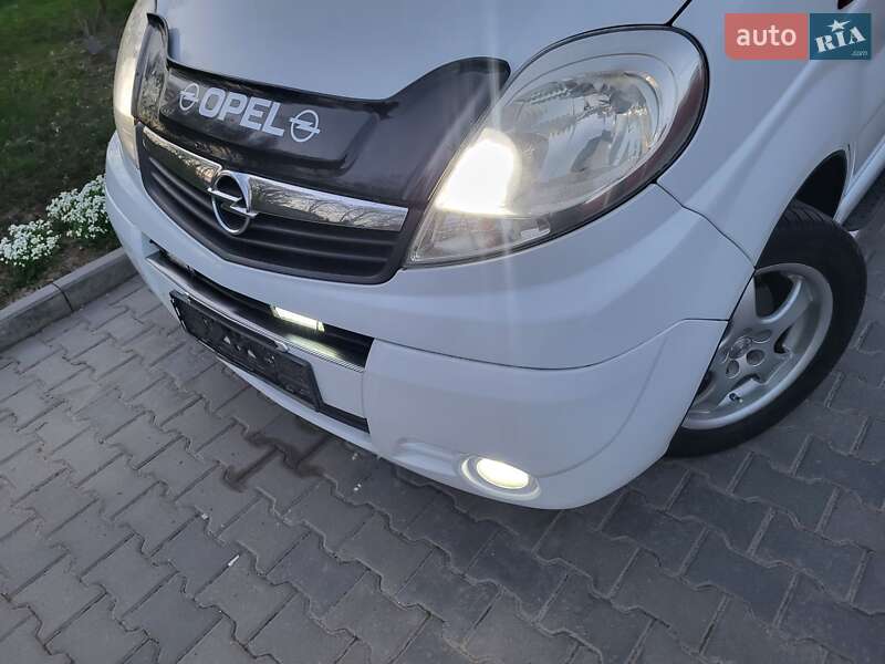 Минивэн Opel Vivaro 2007 в Хмельницком