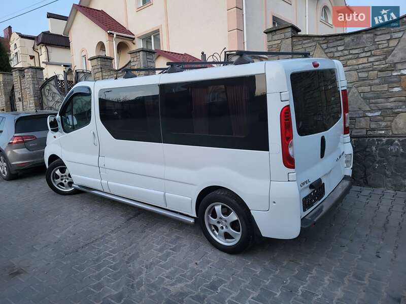 Минивэн Opel Vivaro 2007 в Хмельницком