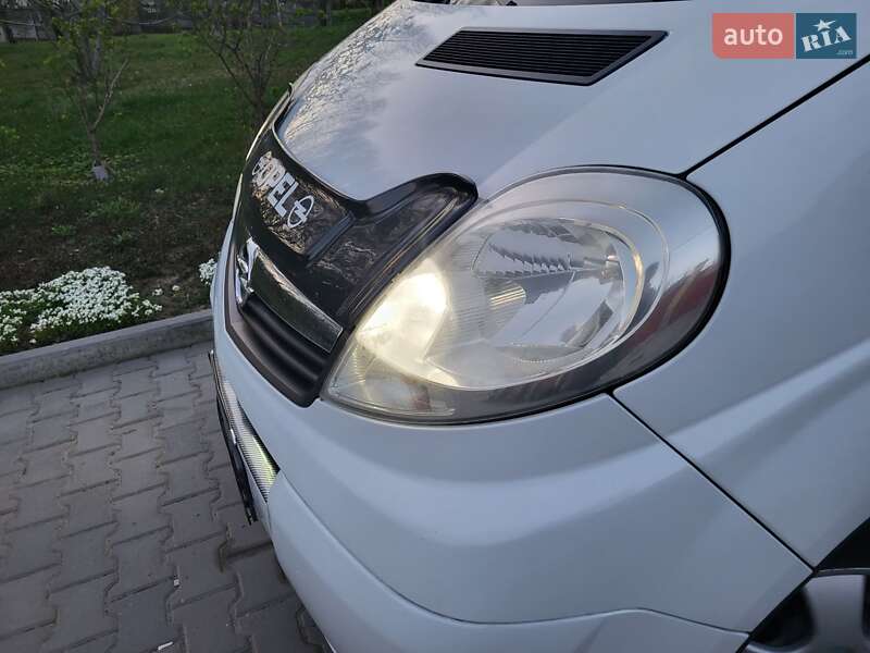 Минивэн Opel Vivaro 2007 в Хмельницком