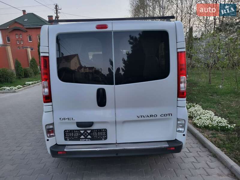 Минивэн Opel Vivaro 2007 в Хмельницком