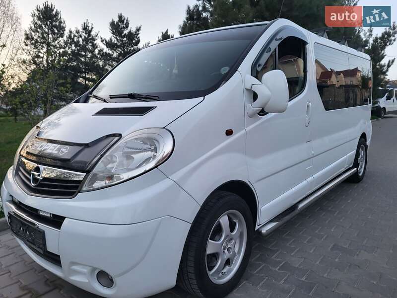 Минивэн Opel Vivaro 2007 в Хмельницком