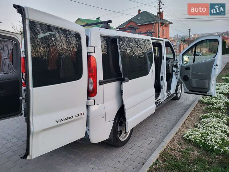 Минивэн Opel Vivaro 2007 в Хмельницком