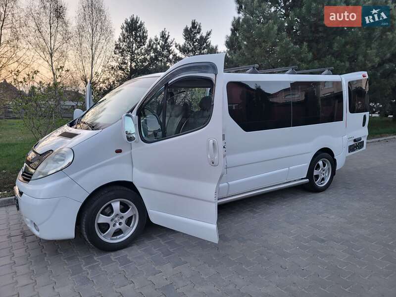 Минивэн Opel Vivaro 2007 в Хмельницком