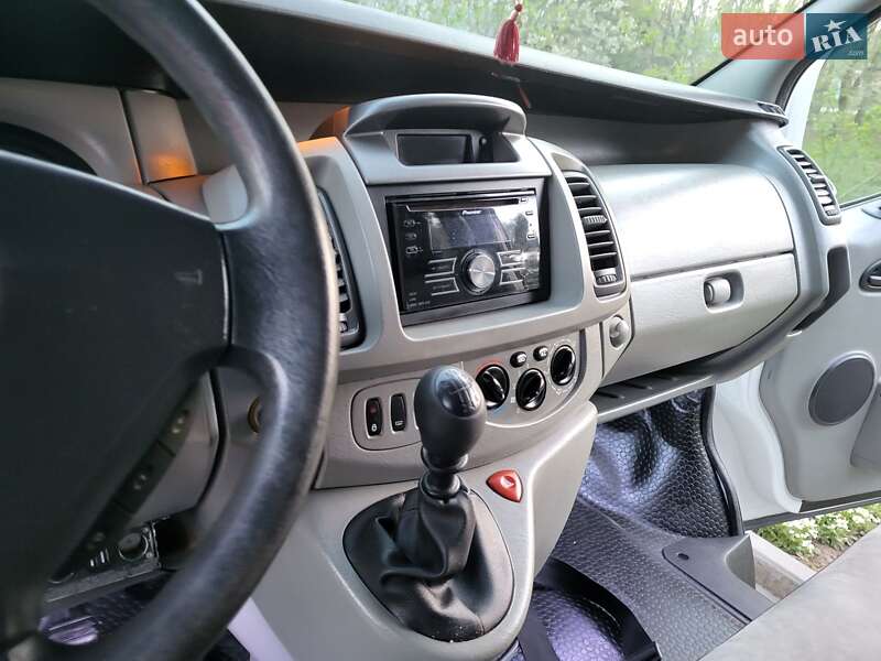 Минивэн Opel Vivaro 2007 в Хмельницком