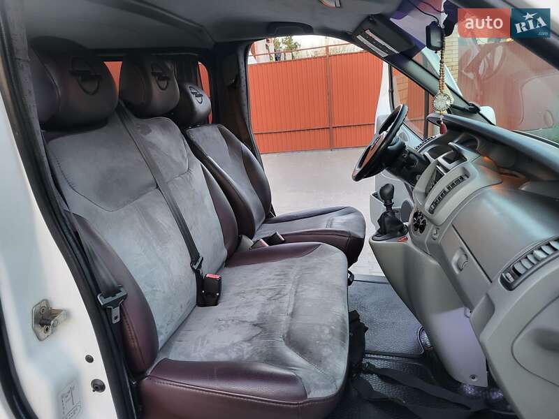 Минивэн Opel Vivaro 2007 в Хмельницком