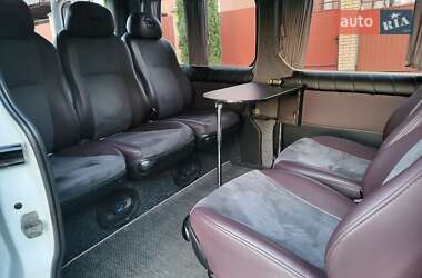 Минивэн Opel Vivaro 2007 в 