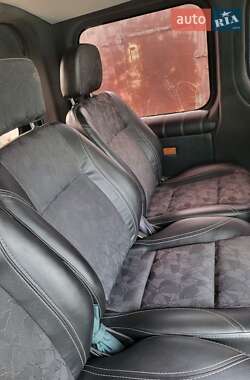 Минивэн Opel Vivaro 2005 в 