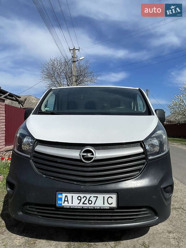 Вантажний фургон Opel Vivaro 2016 в 