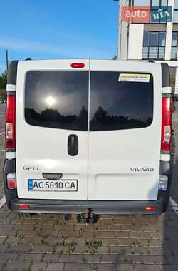 Минивэн Opel Vivaro 2011 в 