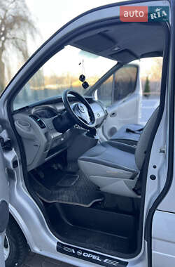 Минивэн Opel Vivaro 2007 в 