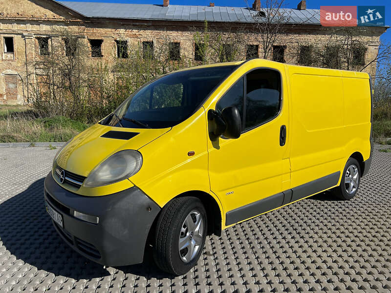 Грузовой фургон Opel Vivaro 2002 в 