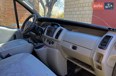 Грузовой фургон Opel Vivaro 2002 в 