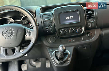 Минивэн Opel Vivaro 2019 в 
