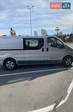 Мінівен Opel Vivaro 2012 в Києві