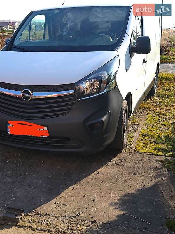 Opel Vivaro 2016