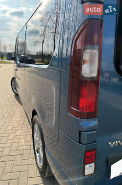 Минивэн Opel Vivaro 2019 в 