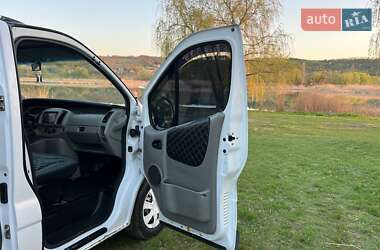Минивэн Opel Vivaro 2003 в 