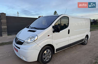 Грузовой фургон Opel Vivaro 2014 в 