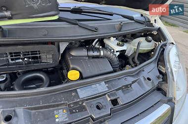 Грузовой фургон Opel Vivaro 2014 в 