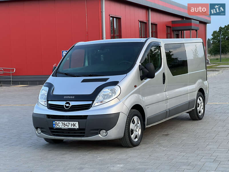 Минивэн Opel Vivaro 2012 в Здолбунове