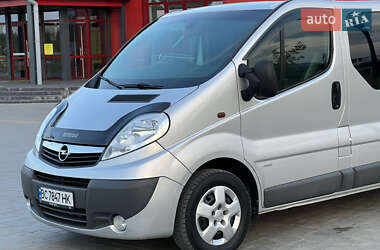 Мінівен Opel Vivaro 2012 в 