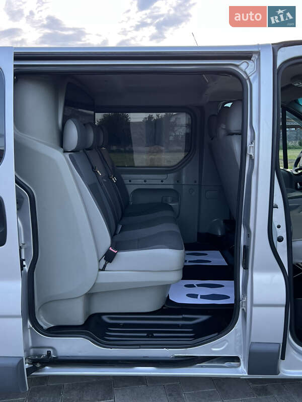 Минивэн Opel Vivaro 2012 в Здолбунове