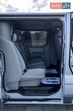 Мінівен Opel Vivaro 2012 в 