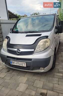 Мінівен Opel Vivaro 2008 в Рівному