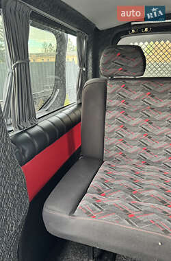 Минивэн Opel Vivaro 2005 в 
