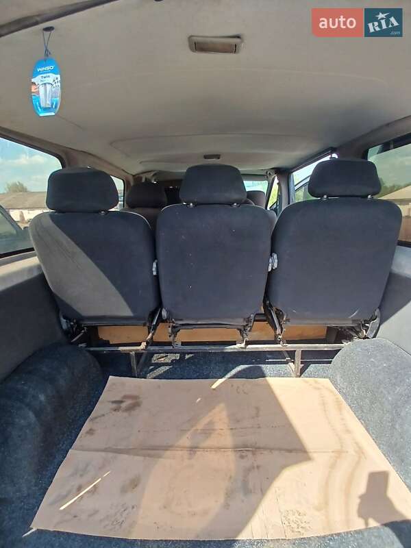 Минивэн Opel Vivaro 2004 в Сумах