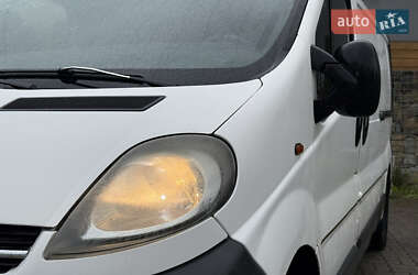 Грузовой фургон Opel Vivaro 2004 в 