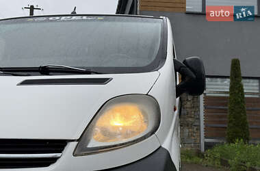 Грузовой фургон Opel Vivaro 2004 в 